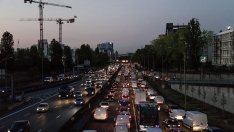 Шест страни от ЕС, сред които и България, искат смекчаване на правилата за автомобилите с ДВГ