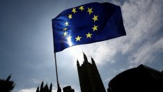 ЕС предупреди Лондон, че все още не може да избегне „твърда граница“ в Ирландия