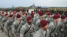 В Полша пристигнаха първите американски военни за подсилване защита на Източна Европа