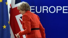 Война на два фронта очаква Мей в новия кръг от преговори за Brexit