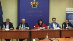 Енергийният министър отхвърли обвиненията в непрозрачно управление