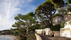 Богати американци предизвикват имотен бум на Френската Ривиера