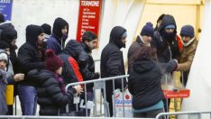 Над 1 млн. бежанци са пристигнали в Германия през 2015 г.