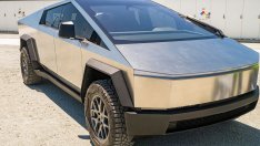 Tesla започва производството на Cybertruck с две години закъснение
