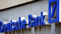 Защо акциите на Deutsche Bank се озоваха на 30-годишно дъно
