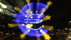 Защо България бави приемането на еврото?