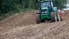 Мораториумът за земята - пазарът още чака реакция