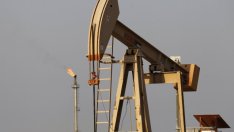 Петролът поскъпва на фона на новите производствени прогнози в САЩ