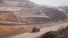 Батерийните метали губят своя блясък, тъй като предлагането изпреварва търсенето