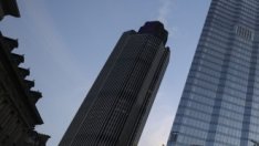 Инвеститори влагат милиарди във фондове за изкупуване на проблемни имоти