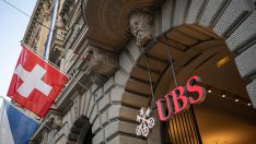 UBS обяви&nbsp;програма за обратно изкупуване за 3 млрд. долара до средата на 2027 г.