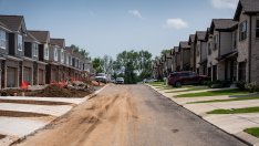 Жилищната криза в САЩ е и криза на доходите