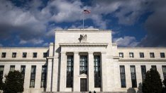 Как Федералният резерв беше привлечен на сенчестата страна?