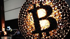 Биткойнът се отърсва от регулаторните притеснения с 11% ръст