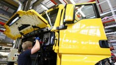 Компаниите в еврозоната назначават служители с най-бързия темп от 17 години