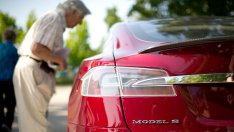 Акционерите на Tesla задават трудни въпроси за управлението на концерна