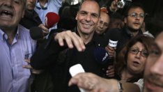 Варуфакис: Гърция ще оцелее и без нови кредити