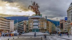 Посланикът на ЕС в Скопие: Северна Македония трябва да реши спора с България