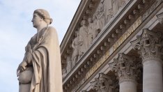 Какви са перспективите за стабилност на френската политика