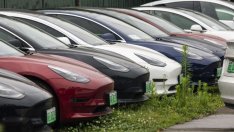 Tesla започна сервизна акция заради софтуерен проблем при 12 хил. автомобила