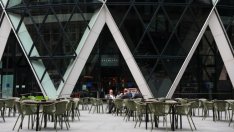 Британската икономика се възстановява от катастрофата след COVID