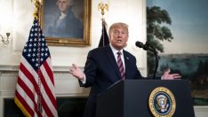 Тръмп се сравни с Чърчил