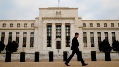 Петър Петров: Фед няма да се насочи към отрицателни лихви