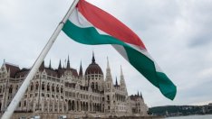 Ще изплати ли ЕК 545 млн. евро от замразените пари за Унгария?