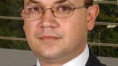 ФеърПлей с удължаване на облигациите, защото не иска да продава хотела си