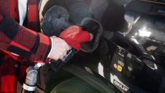 Цената на петрола остава без значителна промяна след ембаргото срещу Русия*