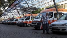 Процедурата за купуване на линейки не е спряна