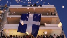 Пазарите празнуват изборните резултати в Гърция