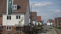 Цените на жилищата във Великобритания стигнаха 8-месечен връх през август