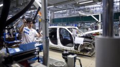 Компанията майка на китайския партньор на BMW е изправена пред фалит