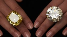Жълти и сини диаманти отиват на търг в Женева