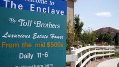 Как дъщерята на оцелял от Аушвиц евреин стана милиардер