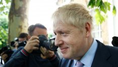 Борис Джонсън затвърждава позицията си на фаворит за поста на Тереза Мей