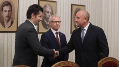 „Кризите изискват нестандартни решения“: ПП-ДБ искат закони срещу корупцията преди мандата