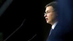 Домбровскис: Путин може да удари НАТО в Прибалтика, ако победи в Украйна