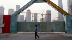 Китайската икономика с най-слаб ръст от 27 години