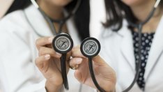 20 млн. лв. са получили работещите на първа линия срещу коронавируса досега