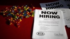 Молбите за помощи при безработица в САЩ доближават 2-месечно дъно 