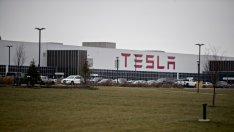 Малък пожар бе потушен в завода на Tesla във Фримонт