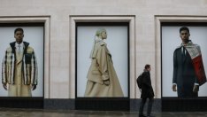Burberry очаква да надмине прогнозите на анализаторите след скок на продажбите