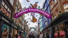 Продажбите на дребно във Великобритания частично се възстановиха през януари