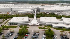 Митата на Тръмп карат автомобилните компании и доставчиците да прекроят своите стратегии