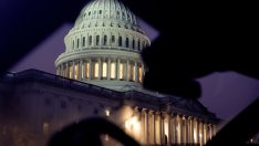 Междинните избори дадоха лъч надежда за демокрацията в САЩ