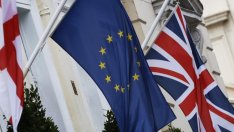 Преговарящият на ЕС за Brexit иска специална сделка с британския финансов сектор