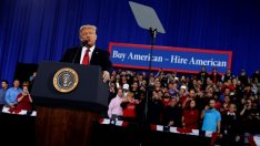 Фед: Финансите на американците се подобряват в първата година на Тръмп