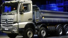 Daimler се завръща на пазара на камиони в Иран